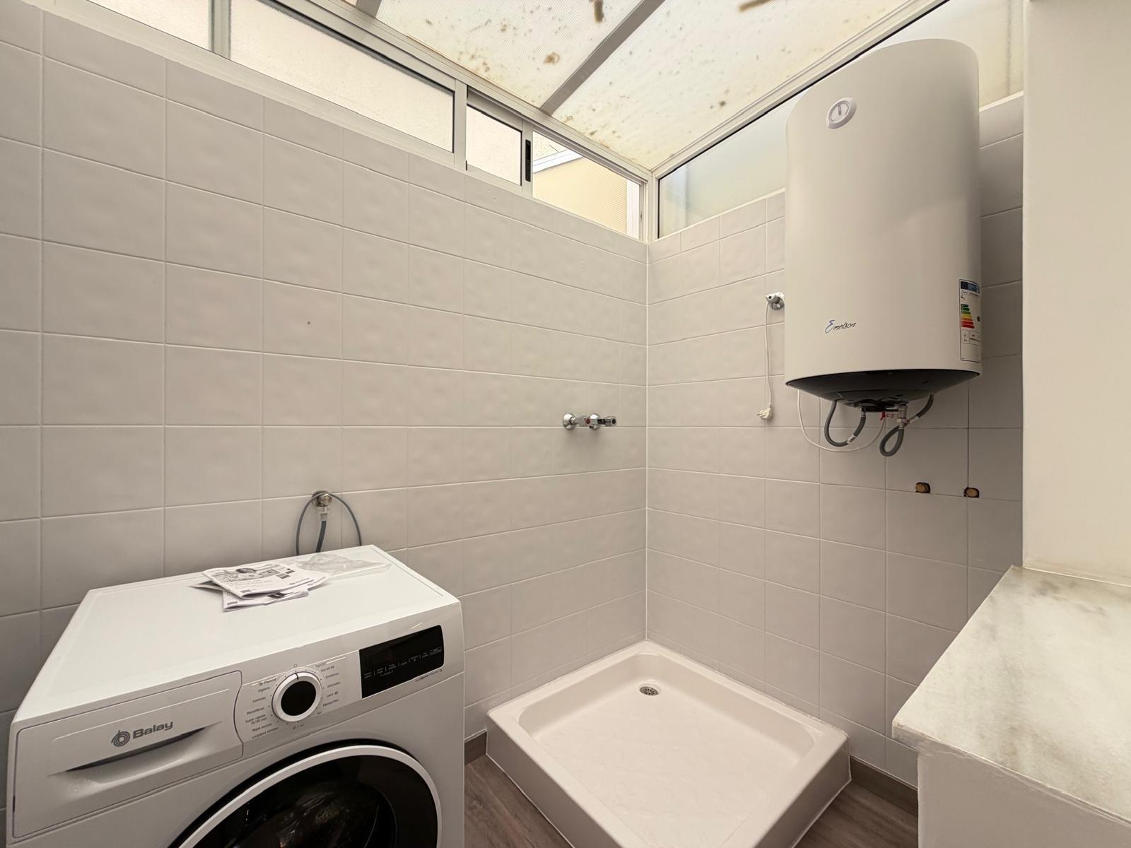 House in Torrevieja, Alicante, Spain 2 bedrooms, 63 sq.m. No. 194961