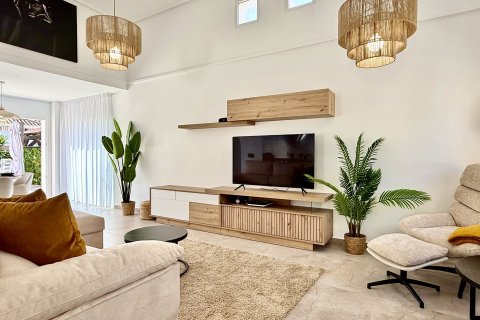 Villa till salu i Mar Menor Golf Resort, Murcia, Spanien 2 sovrum, Nr. 140697 - foto 2