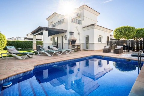 Villa till salu i La Torre Golf Resort, Murcia, Spanien 3 sovrum, Nr. 140701 - foto 1