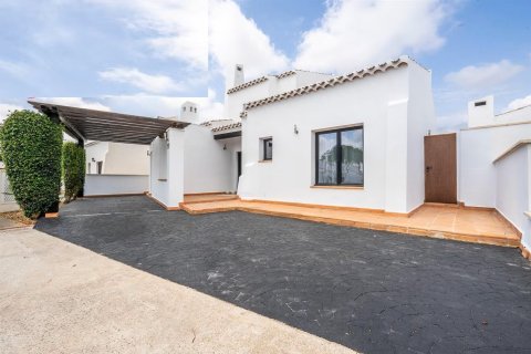 Villa till salu i El Valle Golf Resort, Murcia, Spanien 3 sovrum, Nr. 140700 - foto 1