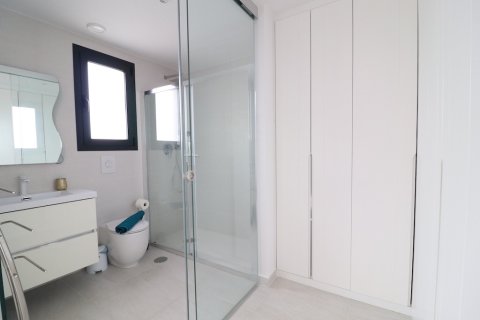 Villa for sale in San Miguel de Salinas, Alicante, Spain 3 bedrooms, 125 sq.m. No. 145252 - photo 15