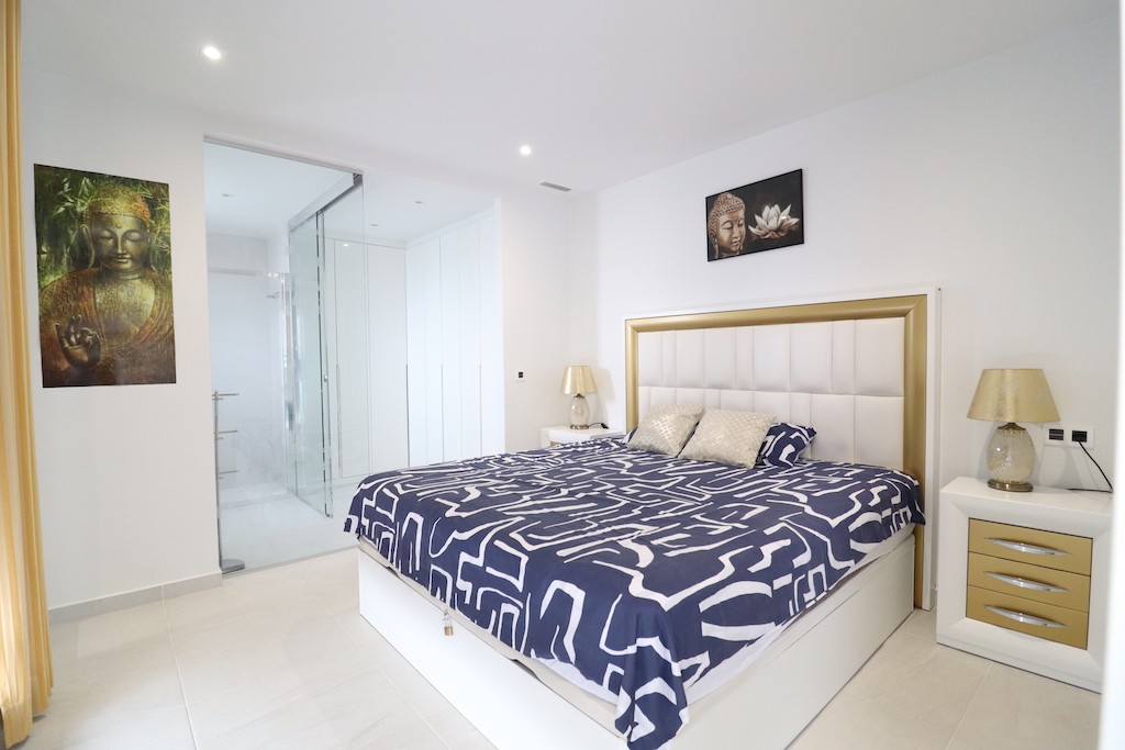 Villa en San Miguel de Salinas, Alicante, España 3 dormitorios, 125 m2 No. 145252