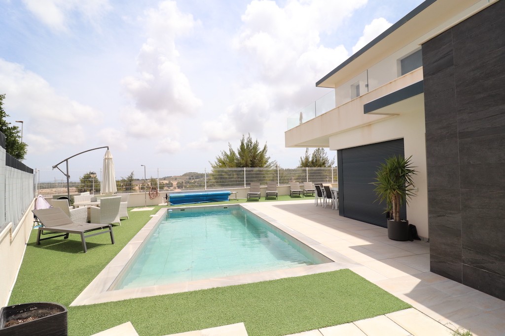 Villa en San Miguel de Salinas, Alicante, España 3 dormitorios, 125 m2 No. 145252