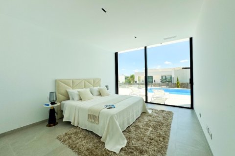 Продажа виллы в Кампоамор, Аликанте, Испания 3 спальни, 158м2 №145250 - фото 3