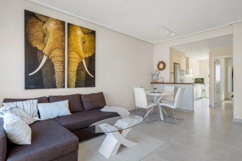 Casa adosada en venta en Cabo Roig, Alicante, España 3 dormitorios, 71 m2 No. 145255 - foto 11