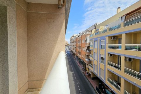 Apartamento en venta en Torrevieja, Alicante, España 2 dormitorios, 65 m2 No. 194223 - foto 6
