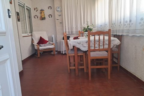 Bungalow à vendre à Torrevieja, Alicante, Espagne, 2 chambres, 68 m2 No. 194224 - photo 4