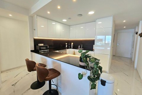 Huoneisto myytävänä Gran Alacant, Alicante, Espanja, 3 makuuhuonetta, 84 m2 No. 194221 - kuva 4