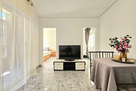 Wohnung zum Verkauf in Torrevieja, Alicante, Spanien 3 Schlafzimmer, 75 m2 Nr. 194222 - Foto 2