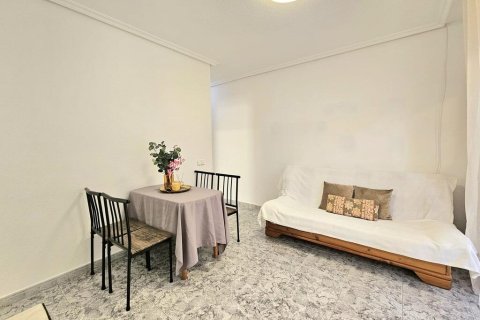 Wohnung zum Verkauf in Torrevieja, Alicante, Spanien 3 Schlafzimmer, 75 m2 Nr. 194222 - Foto 3