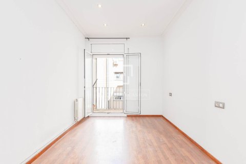 Apartment for sale in Barcelona, Spain 3 bedrooms, 120 sq.m. No. 164894 - photo 24