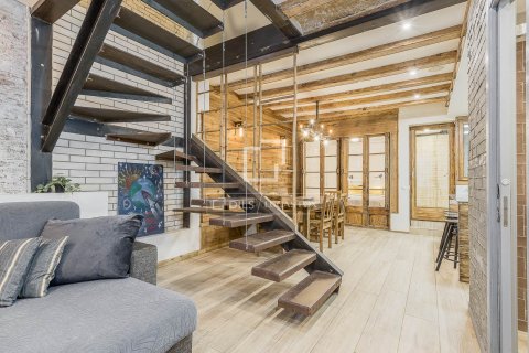 Apartment in Barcelona, Spain 4 bedrooms, 123 sq.m. No. 164899