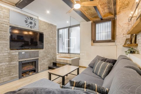 Apartment for sale in Barcelona, Spain 4 bedrooms, 123 sq.m. No. 164899 - photo 24