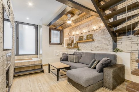 Apartment for sale in Barcelona, Spain 4 bedrooms, 123 sq.m. No. 164899 - photo 5