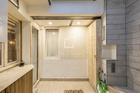 Apartment for sale in Barcelona, Spain 4 bedrooms, 123 sq.m. No. 164899 - photo 17