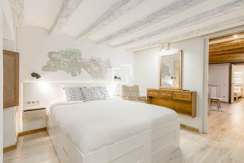 Apartment for sale in Barcelona, Spain 4 bedrooms, 123 sq.m. No. 164899 - photo 20