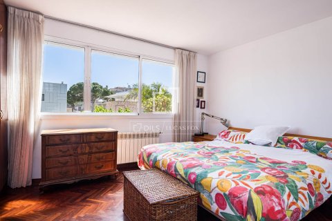 Villa for sale in Castelldefels, Barcelona, Spain 4 bedrooms, 260 sq.m. No. 164896 - photo 26