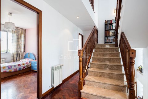 Villa for sale in Castelldefels, Barcelona, Spain 4 bedrooms, 260 sq.m. No. 164896 - photo 25