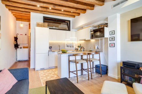 Apartment for sale in Barcelona, Spain 2 bedrooms, 62 sq.m. No. 164895 - photo 11