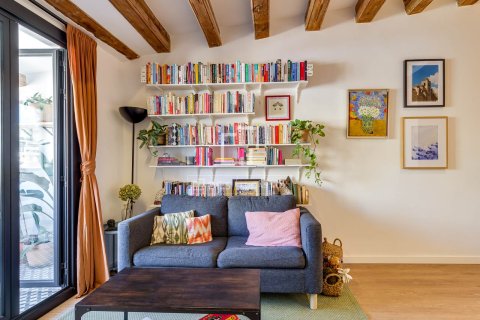 Apartment for sale in Barcelona, Spain 2 bedrooms, 62 sq.m. No. 164895 - photo 10