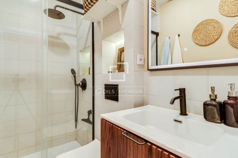 Apartment for sale in Barcelona, Spain 2 bedrooms, 62 sq.m. No. 164895 - photo 18