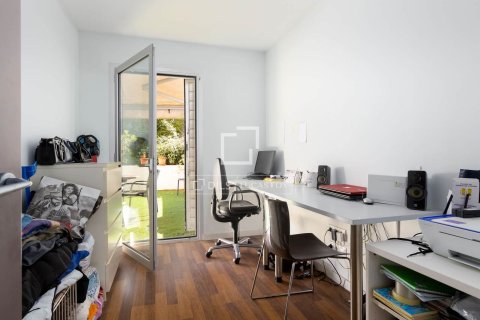 Villa for sale in Sant Pol de Mar, Barcelona, Spain 4 bedrooms, 219 sq.m. No. 164897 - photo 15