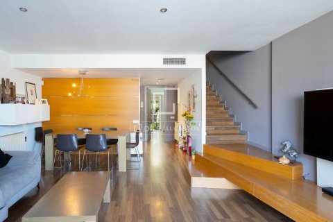 Villa for sale in Sant Pol de Mar, Barcelona, Spain 4 bedrooms, 219 sq.m. No. 164897 - photo 7