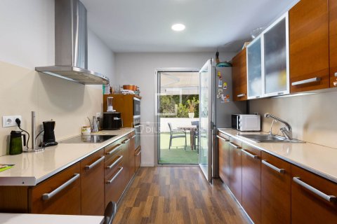 Villa for sale in Sant Pol de Mar, Barcelona, Spain 4 bedrooms, 219 sq.m. No. 164897 - photo 11