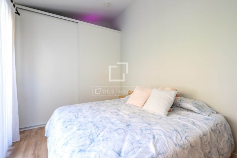 Villa till salu i Esplugues de Llobregat, Barcelona, Spanien 2 sovrum, 92 kvm. Nr. 164900 - foto 22