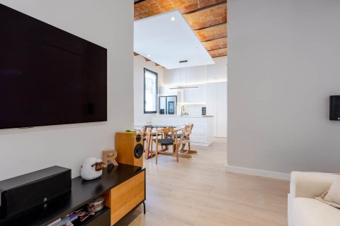 Villa till salu i Esplugues de Llobregat, Barcelona, Spanien 2 sovrum, 92 kvm. Nr. 164900 - foto 4