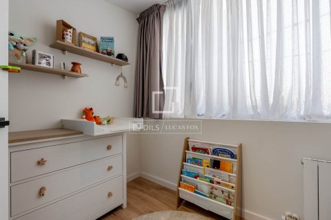 Villa till salu i Esplugues de Llobregat, Barcelona, Spanien 2 sovrum, 92 kvm. Nr. 164900 - foto 28