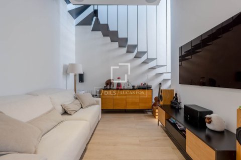 Villa till salu i Esplugues de Llobregat, Barcelona, Spanien 2 sovrum, 92 kvm. Nr. 164900 - foto 6