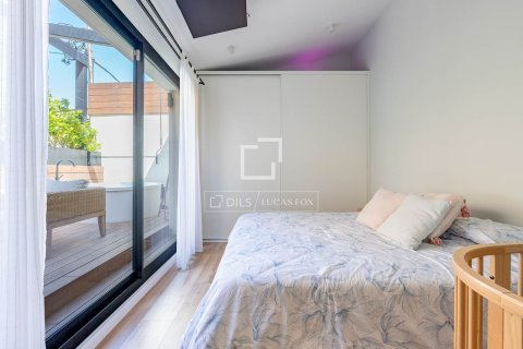 Villa till salu i Esplugues de Llobregat, Barcelona, Spanien 2 sovrum, 92 kvm. Nr. 164900 - foto 21