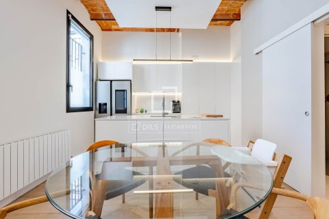 Villa till salu i Esplugues de Llobregat, Barcelona, Spanien 2 sovrum, 92 kvm. Nr. 164900 - foto 8