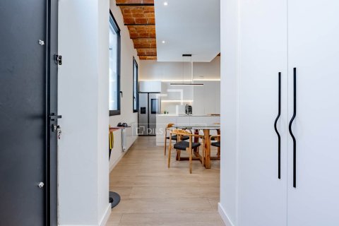 Villa till salu i Esplugues de Llobregat, Barcelona, Spanien 2 sovrum, 92 kvm. Nr. 164900 - foto 15