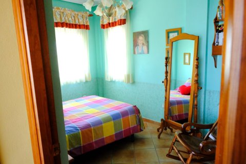 Finka w Alicante, Hiszpania 5 sypialni, 495 mkw. nr 151837 – zdjęcie 27