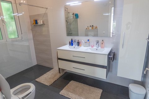 Villa à vendre à Ciudad Quesada, Alicante, Espagne, 6 chambres, 330 m2 No. 151838 - photo 12