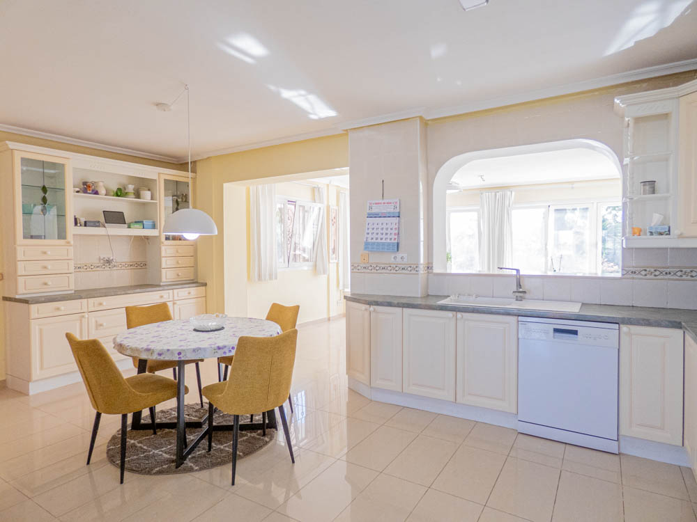 Villa a San Miguel de Salinas, Alicante, Spagna 7 camere da letto, 416 mq. N° 151839