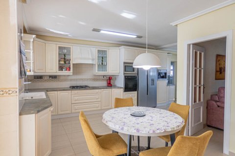 Villa zum Verkauf in San Miguel de Salinas, Alicante, Spanien 7 Schlafzimmer, 416 m2 Nr. 151839 - Foto 4