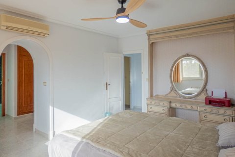 Villa zum Verkauf in San Miguel de Salinas, Alicante, Spanien 7 Schlafzimmer, 416 m2 Nr. 151839 - Foto 28