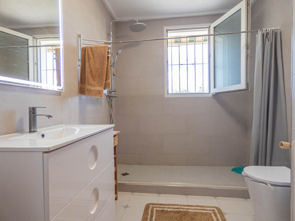 Villa a San Miguel de Salinas, Alicante, Spagna 7 camere da letto, 416 mq. N° 151839