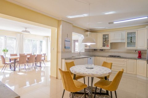 Villa zum Verkauf in San Miguel de Salinas, Alicante, Spanien 7 Schlafzimmer, 416 m2 Nr. 151839 - Foto 3