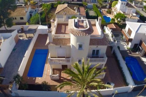 Villa zum Verkauf in Cabo Roig, Alicante, Spanien 4 Schlafzimmer, 210 m2 Nr. 151840 - Foto 29