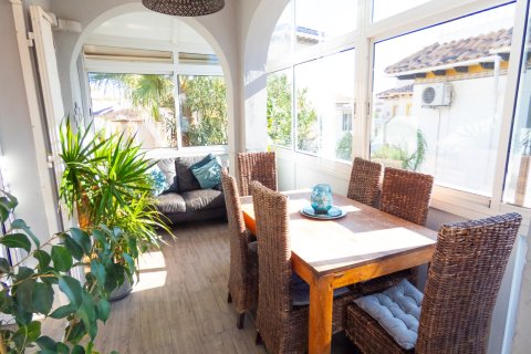 Villa zum Verkauf in Playa Flamenca II, Alicante, Spanien 4 Schlafzimmer, 115 m2 Nr. 151841 - Foto 6