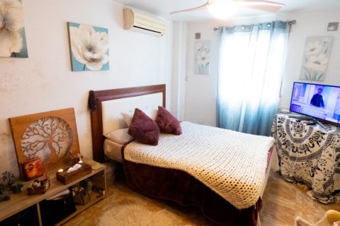 Villa zum Verkauf in Playa Flamenca II, Alicante, Spanien 4 Schlafzimmer, 115 m2 Nr. 151841 - Foto 16