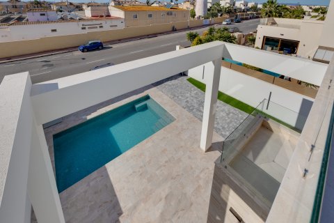 Townhouse for sale in Torrevieja, Alicante, Spain 4 bedrooms, 238 sq.m. No. 156305 - photo 17