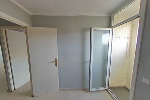 Продажа квартиры в Барселона, Испания 3 спальни, 60м2 №167753 - фото 8