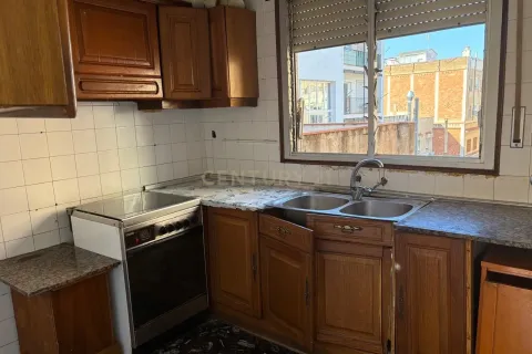 Apartamento en venta en L'Hospitalet de Llobregat, Barcelona, España 3 dormitorios, 98 m2 No. 167750 - foto 4