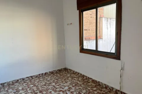 Apartamento en venta en L'Hospitalet de Llobregat, Barcelona, España 3 dormitorios, 98 m2 No. 167750 - foto 6