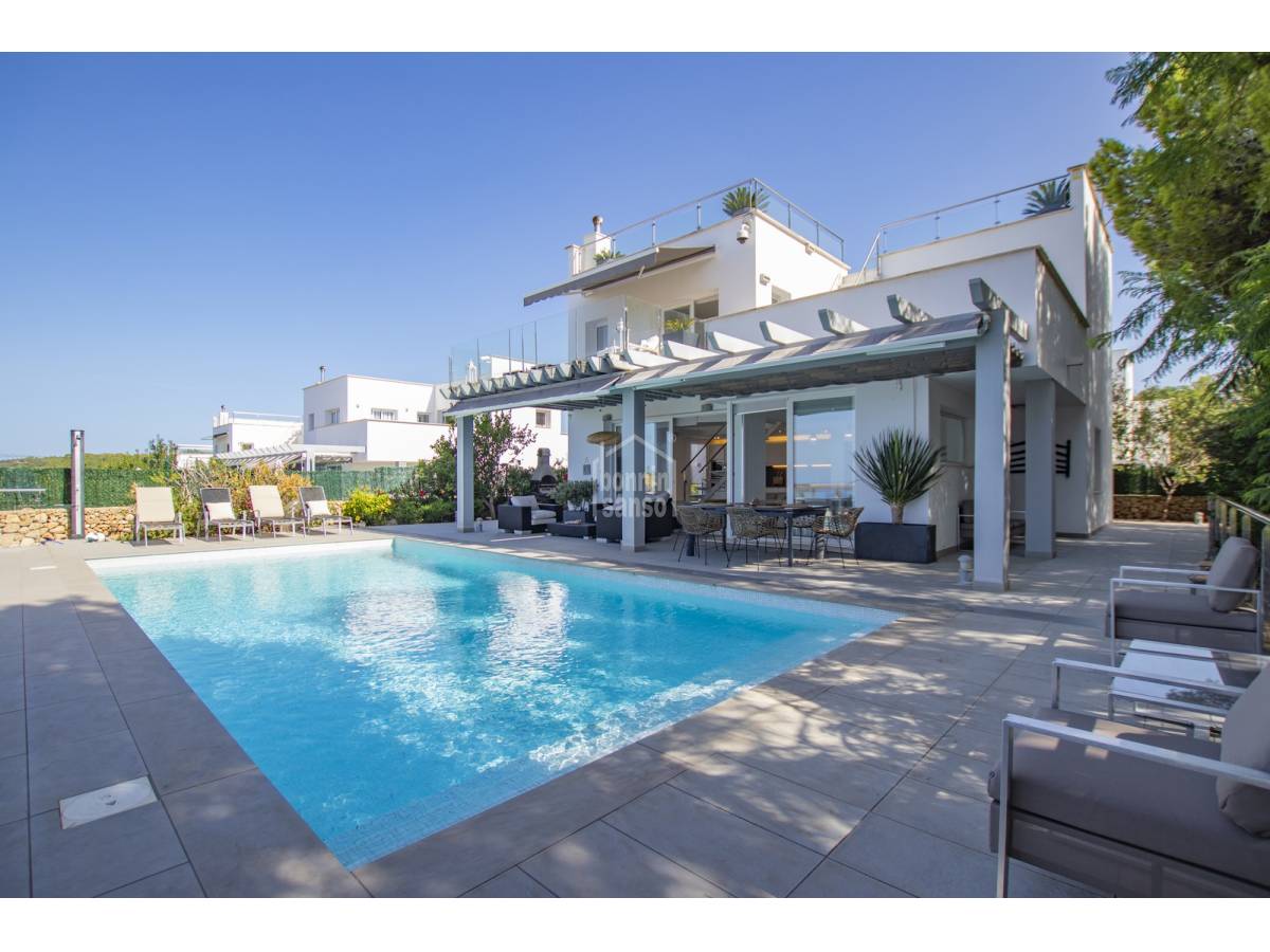Villa in Alaior, Menorca, Spain 4 bedrooms, 254 sq.m. No. 65123
